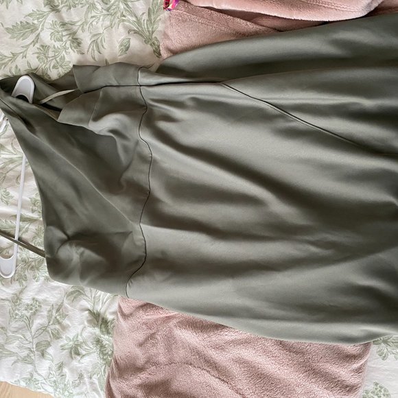 Anthropologie BHLDN Dylan One-Shoulder Satin Side-Slit Gown - Size 16 - Moss - Picture 2 of 3